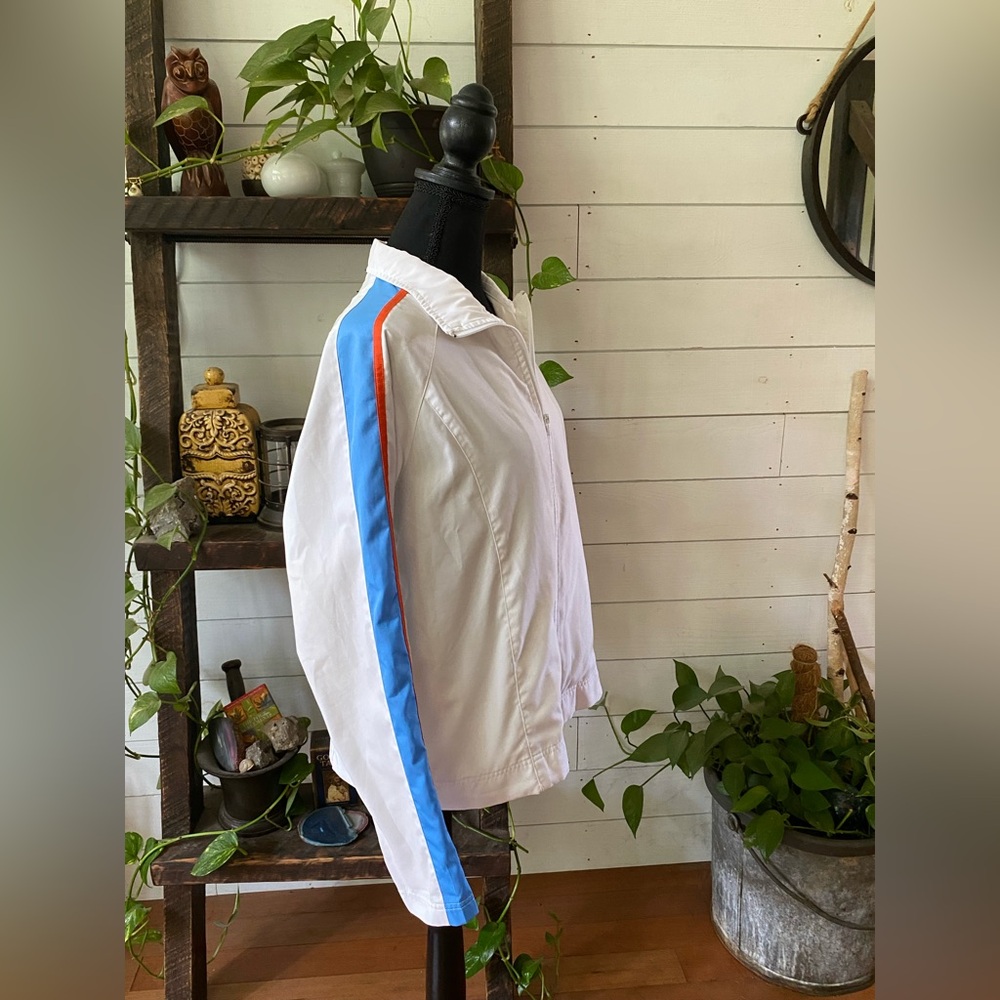 Nike: White Lightweight Bomber Jacket with Retro Blue and Orange Stripe Design - Picture 16 of 17